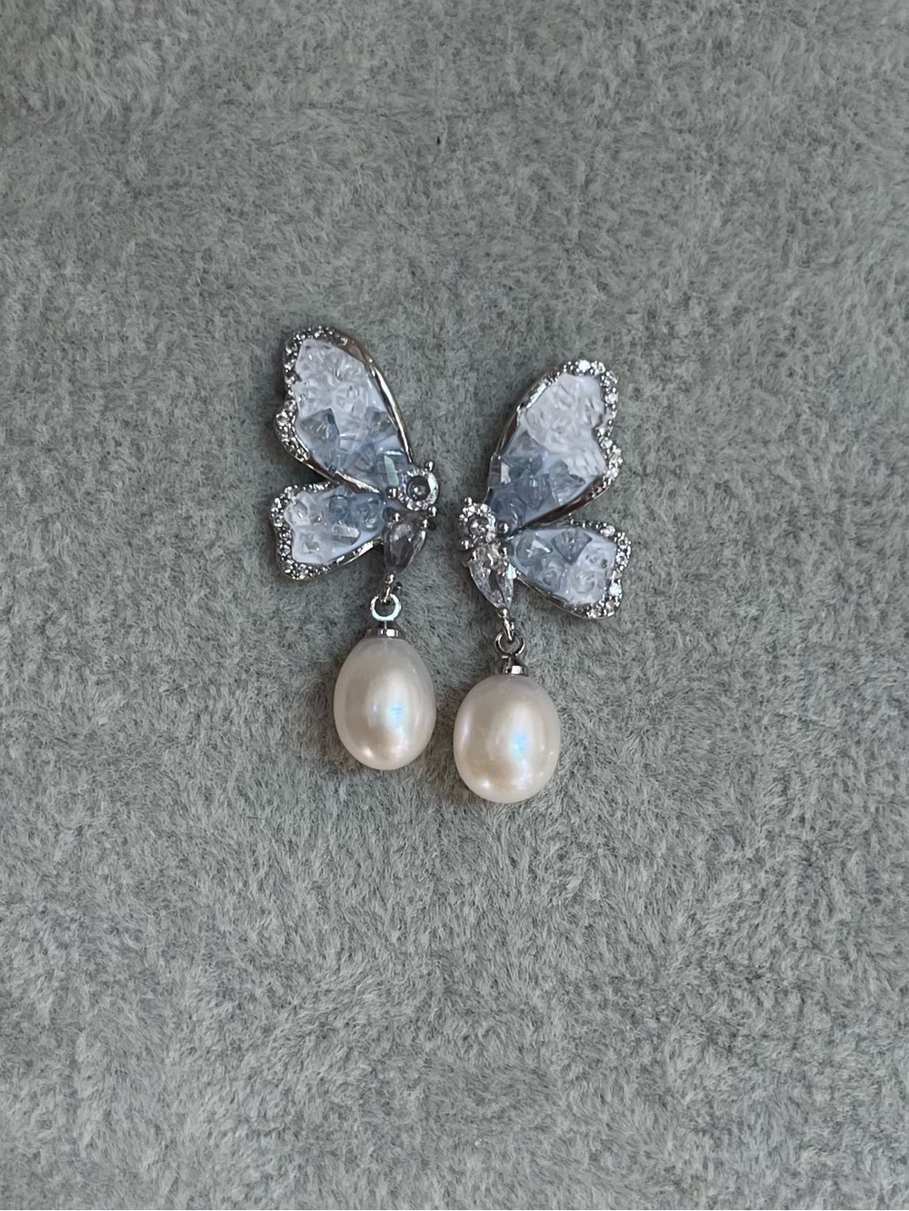 Freshwater Pearl Drop Butterfly Earrings - Silver and White 925 silver posts